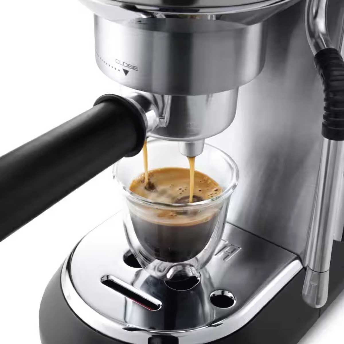 DELONGHI เครื่องชงกาแฟเอสเปรชโซ่ แรงดัน15บาร์ รุ่นEC885.M สีเงิน