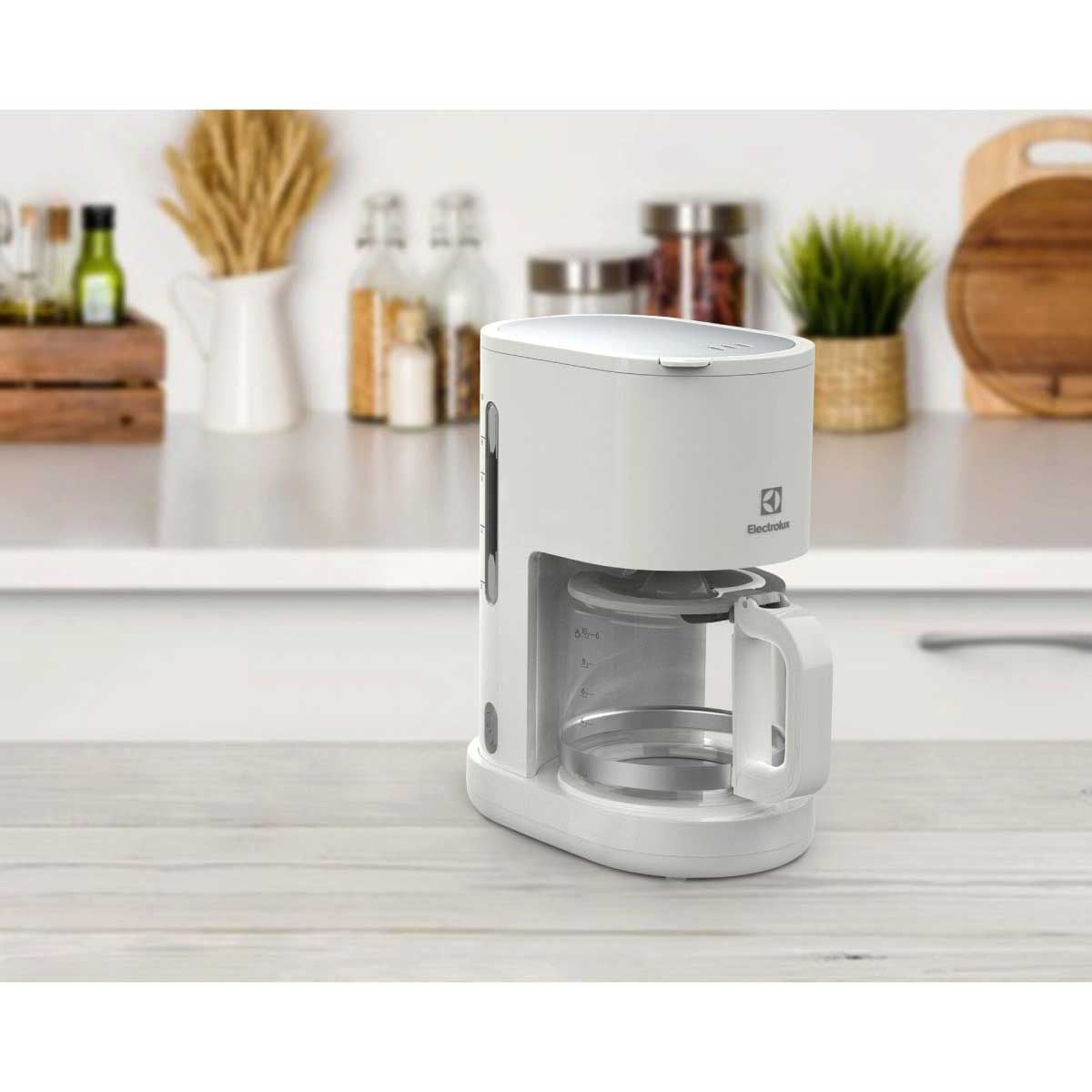 ELECTROLUX เครื่องชงกาแฟแบบน้ำผ่าน1000วัตต์ รุ่น E2CM1-200W