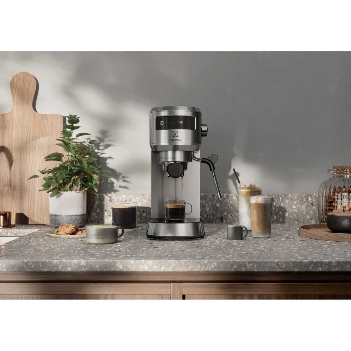 ELECTROLUX เครื่องชงกาแฟ 15บาร์ รุ่นE5EC1-50ST