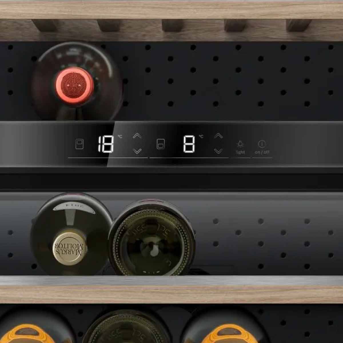 BOSCH ตู้แช่ไวน์แบบตั้งพื้น รุ่น KWK36ABGA