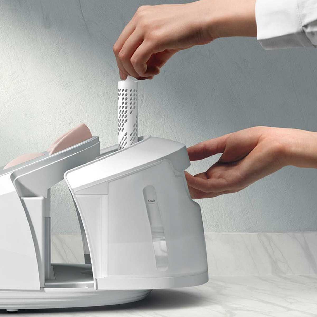 ELECTROLUX เตารีดแยกหม้อต้ม ความจุ 1.2 ลิตร รุ่น Refine E6SS1-40PP