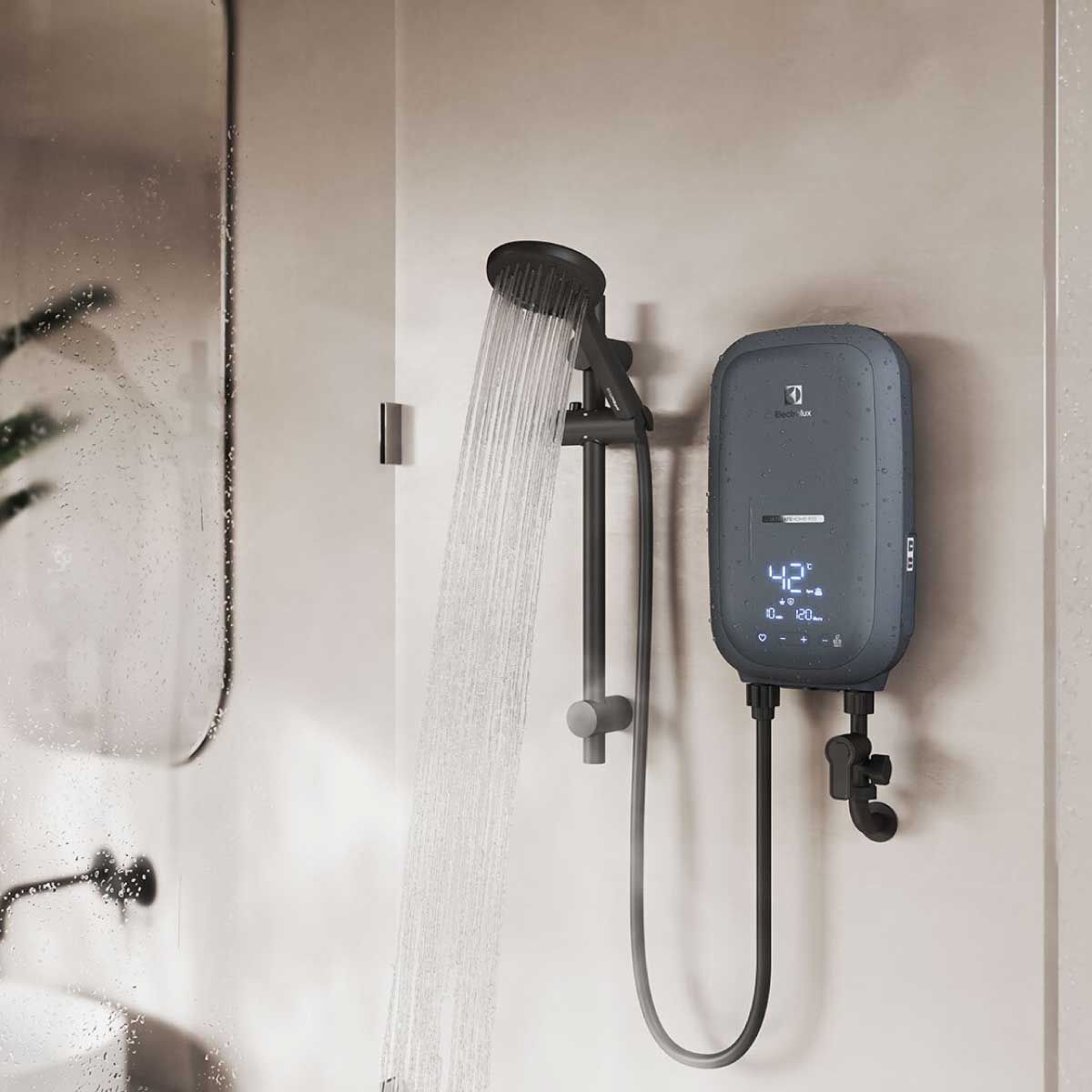 ELECTROLUX เครื่องทำน้ำอุ่น4800W ดิจิตอล+ราวสไลด์ สีดำ Series900 รุ่น EWE481SX1G6