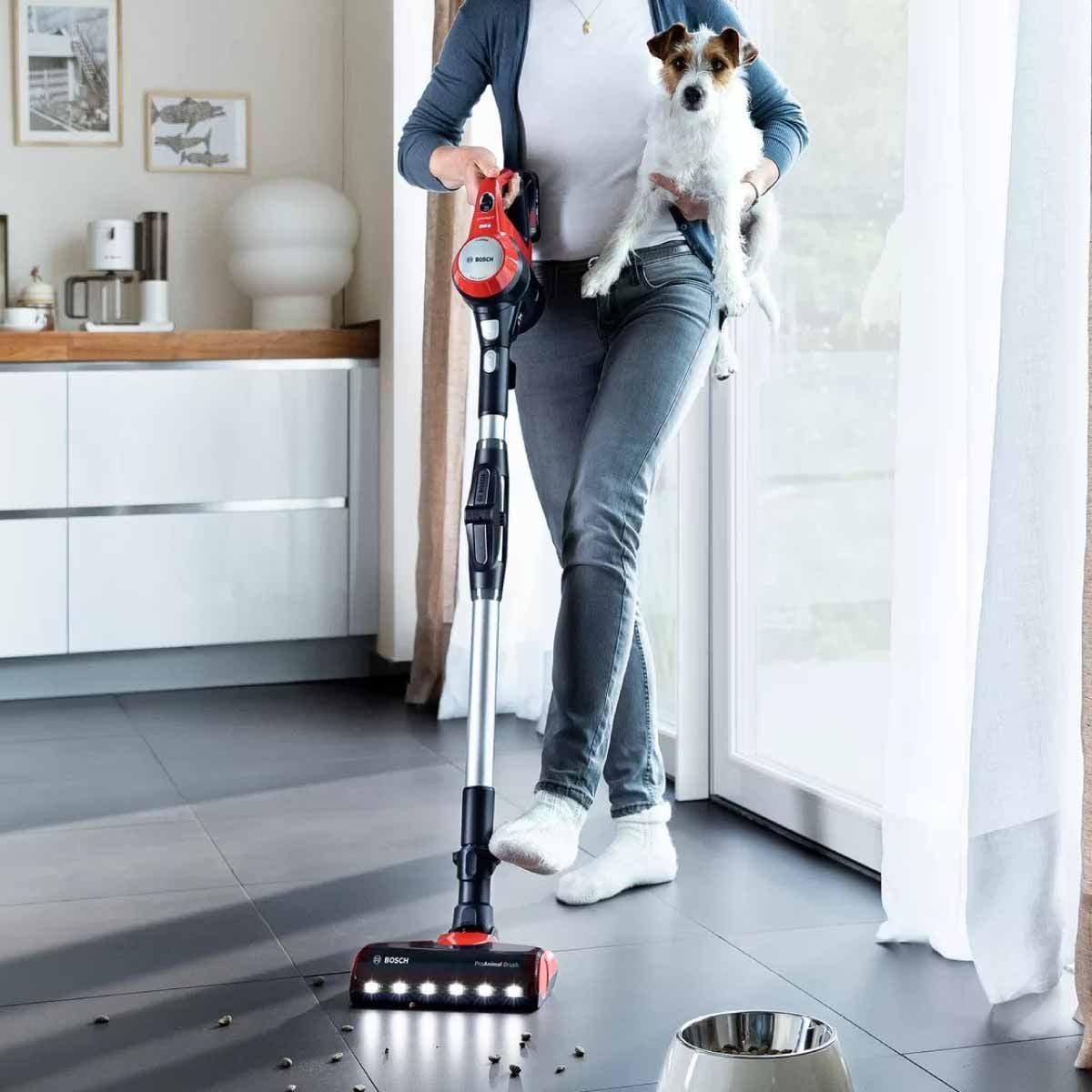 BOSCH เครื่องดูดฝุ่นไร้สาย Hanstick ProAnimal Unlimited 7 Flexibility รุ่น BBS711ANM สีแดง