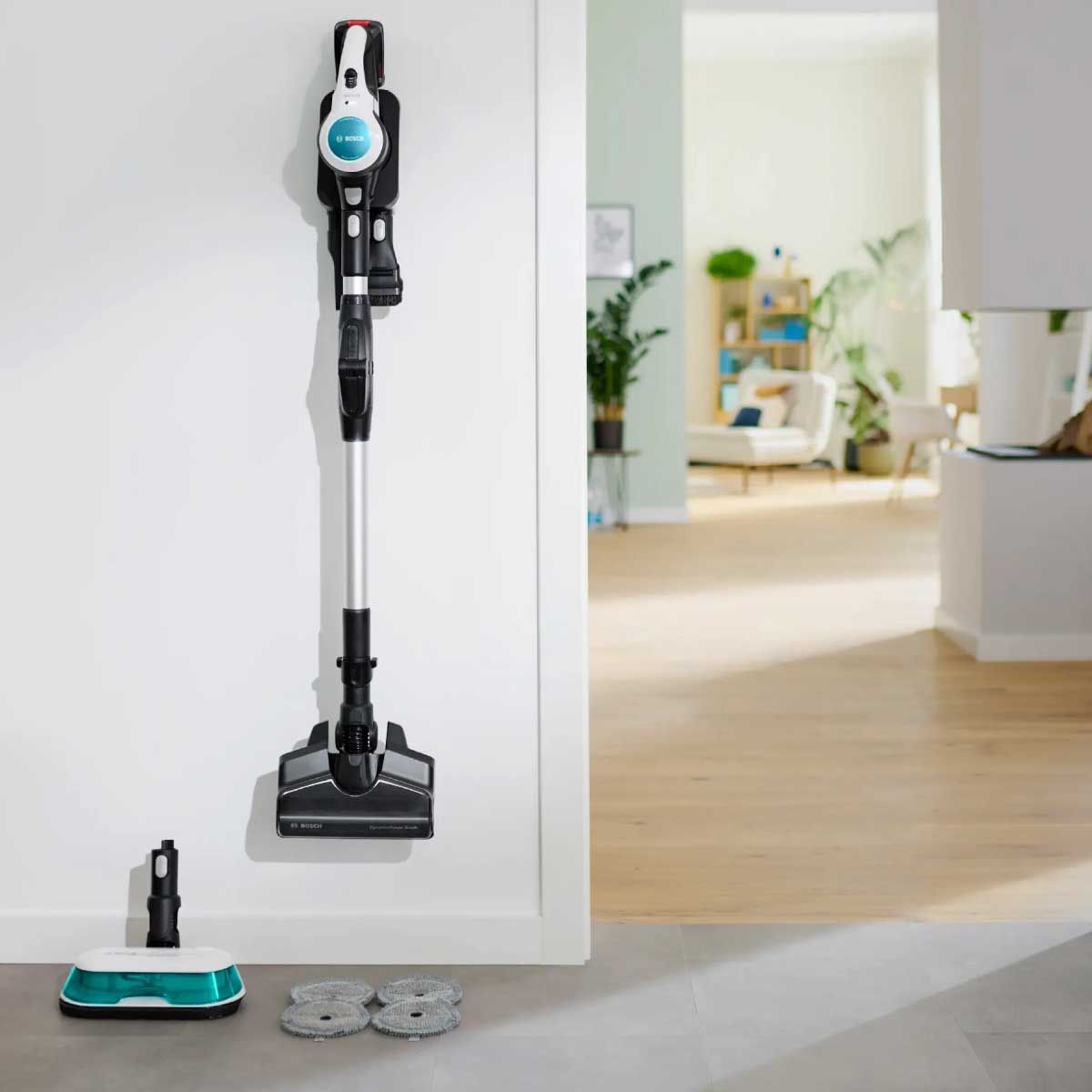 BOSCH เครื่องดูดฝุ่นด้ามจับพร้อมอุปกรณ์ รุ่น Unlimited7