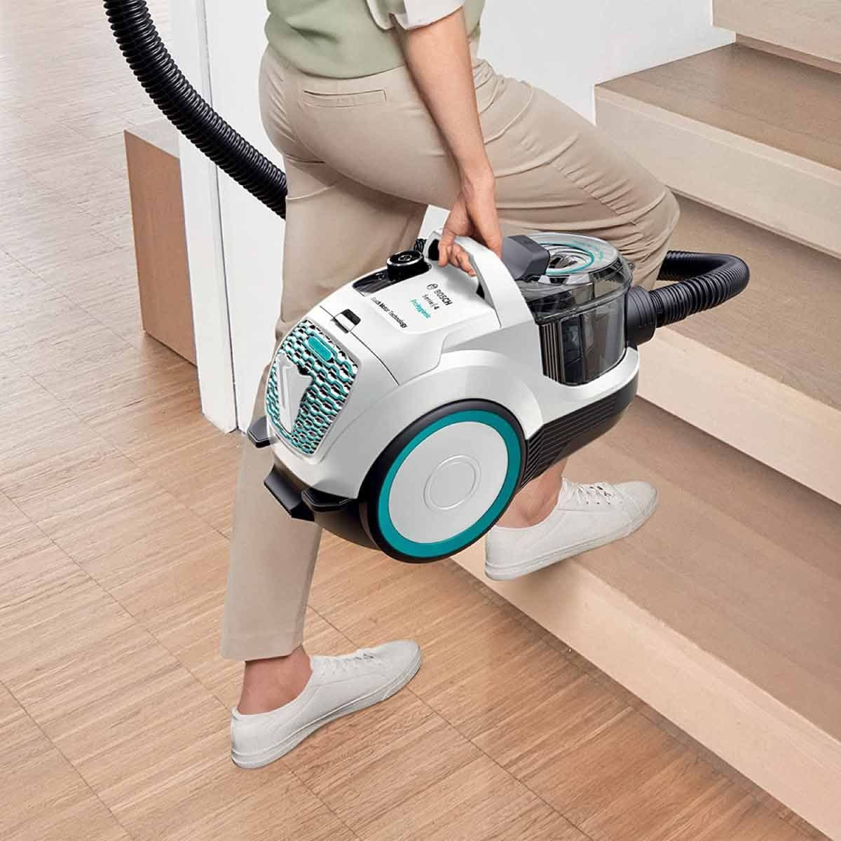 BOSCH เครื่องดูดฝุ่นแบบมีสาย รุ่น BGS21WHYG 2 ลิตร สีขาว
